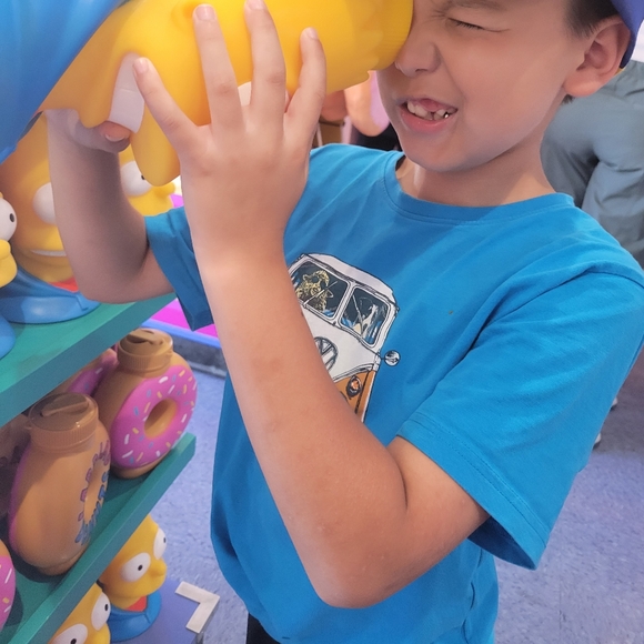 Universal Studios The Simpsons Doughnut Cup Bottle - Picture 13 of 16